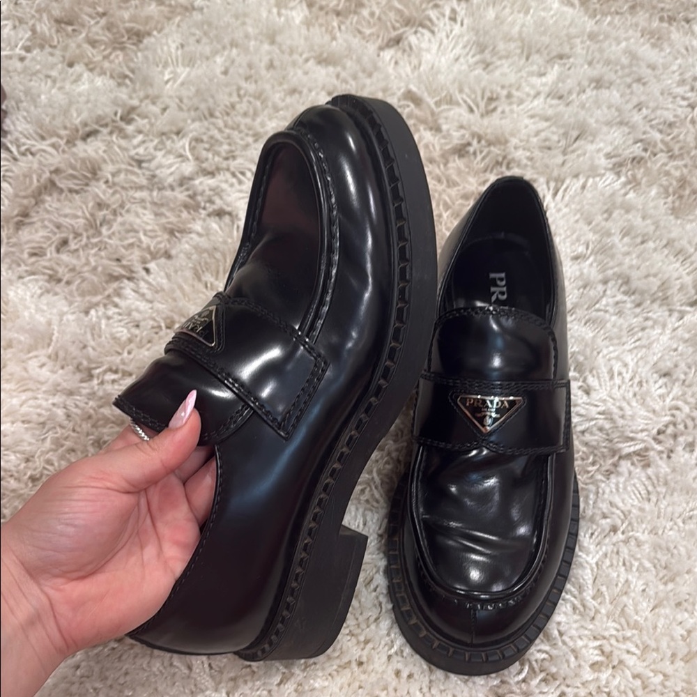 Prada Black Leather Loafers Classic Slip-Ons - Picture 2 of 4